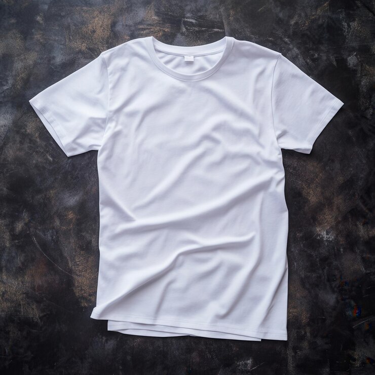 Ropa blanca y sencilla aislada sobre un fondo transparente
