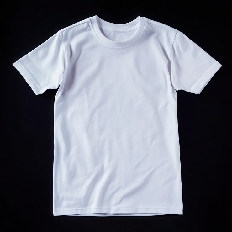 Ropa blanca y sencilla aislada sobre un fondo transparente