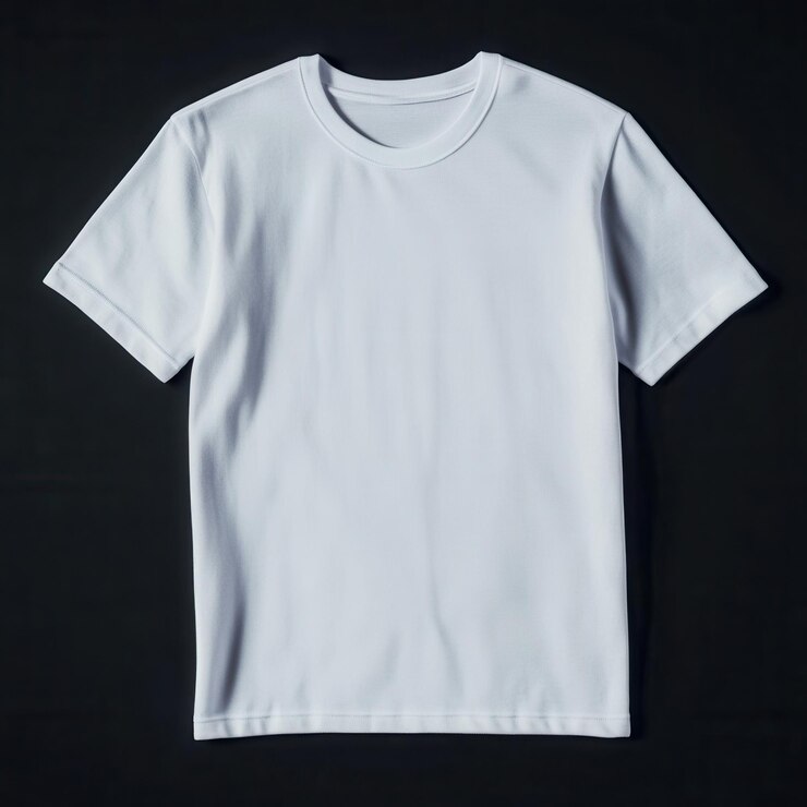 Ropa blanca y sencilla aislada sobre un fondo transparente