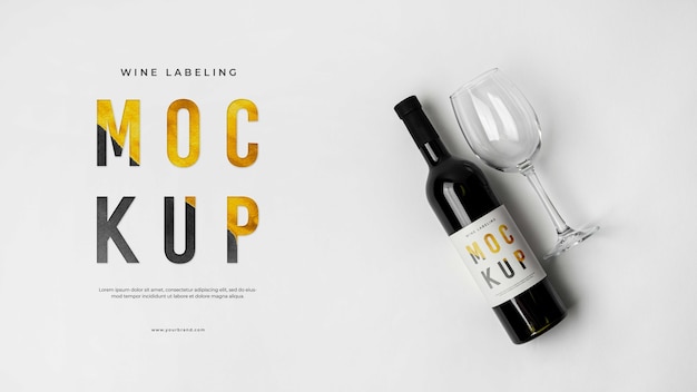 Rotulagem de design de maquete de vinho