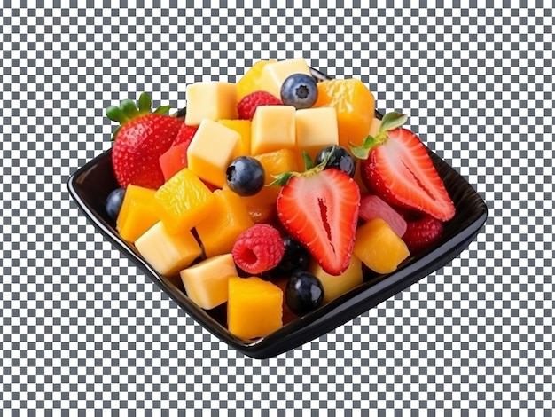 Sabrosa ensalada de frutas frescas en plato cuadrado aislado con fondo transparente