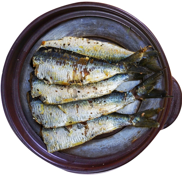 una sartén de pescado con la palabra pescado en ella