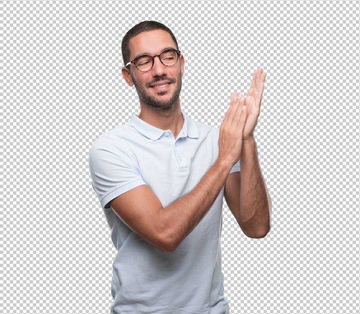 PSD satisfeito jovem aplaudindo
