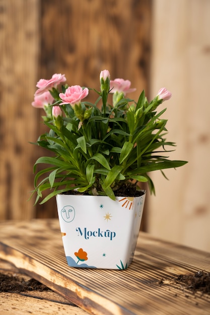 PSD schöner blumentopf drinnen mockup