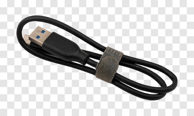 Schwarzes USB-Kabel auf weißem Hintergrund