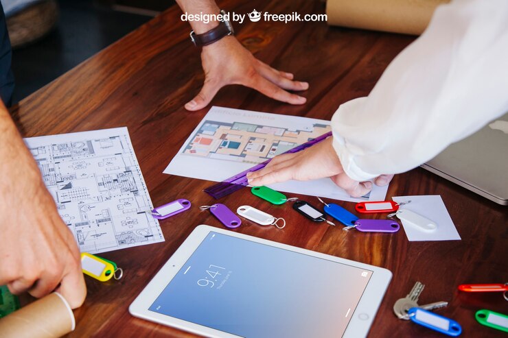 PSD scrivania da architetto con tablet mockup