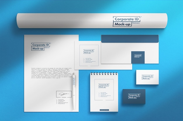Set di cancelleria aziendale Mockup