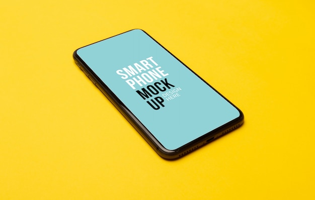Smartphone nero con schermo e auricolari wireless