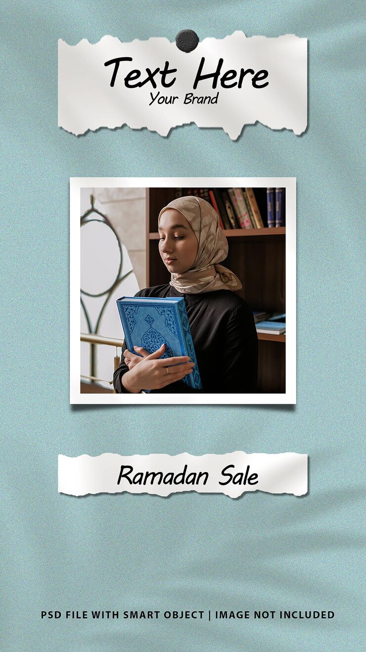 Social media post Ramadan Sale mockup cornice di carta fotografica psd premium