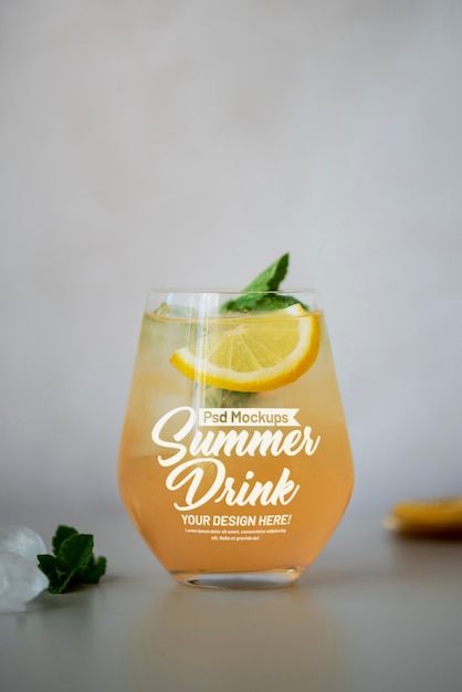 PSD sommergetränke glas mockup design