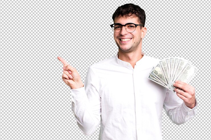 PSD sonriendo alegremente sintiéndose feliz y apuntando hacia un lado