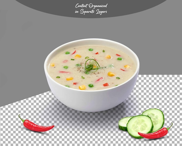 Sopa de verduras de maíz cremoso en un cuenco aislado sobre un fondo transparente