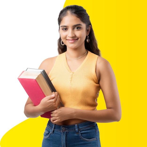 Studente sorridente con i libri in mano