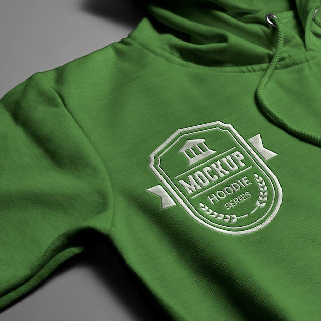 PSD sudadera con capucha y maqueta de logotipo con efecto en relieve