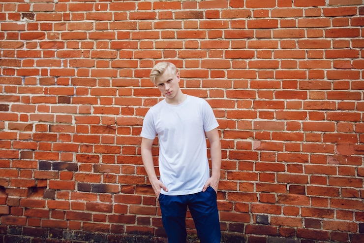 PSD t-shirt modell