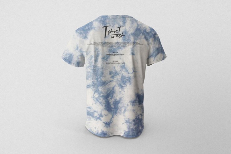 T-shirt Wash Back View Mockup (Visualizzazione posteriore della maglietta)