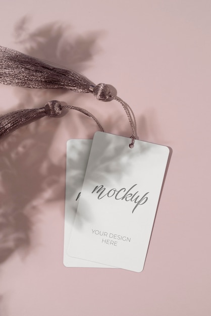 Tag con mockup di design a nastro