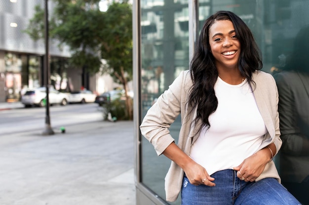 Taille incluse maquette de t-shirt psd vêtements d'affaires pour femmes de 39 ans