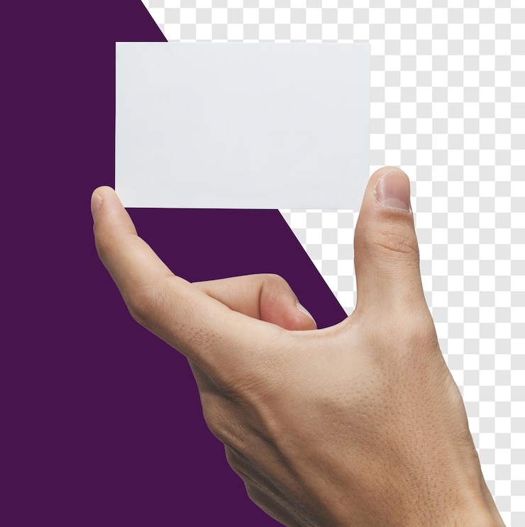 PSD con una tarjeta de visita en blanco en la mano