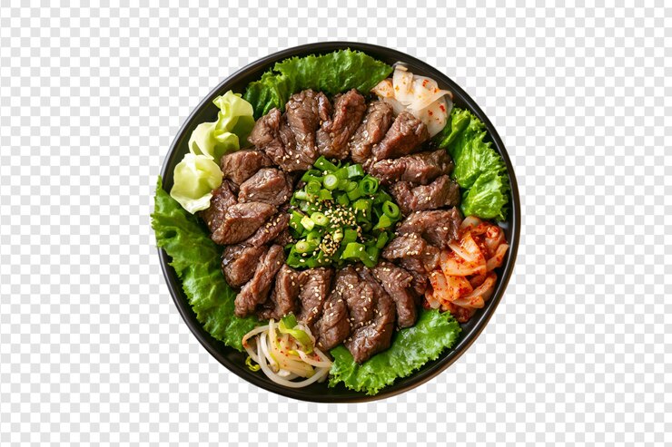 PSD tartar de carne de res coreano con kimchi y verduras aisladas sobre un fondo transparente