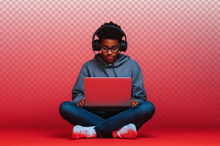 PSD teenager, die sich mit programmierung und spieleentwicklung beschäftigen