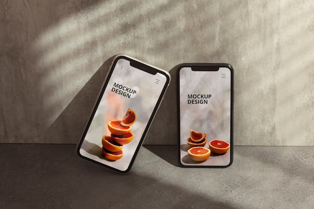 Telefon auf Betonwand mit Schatten