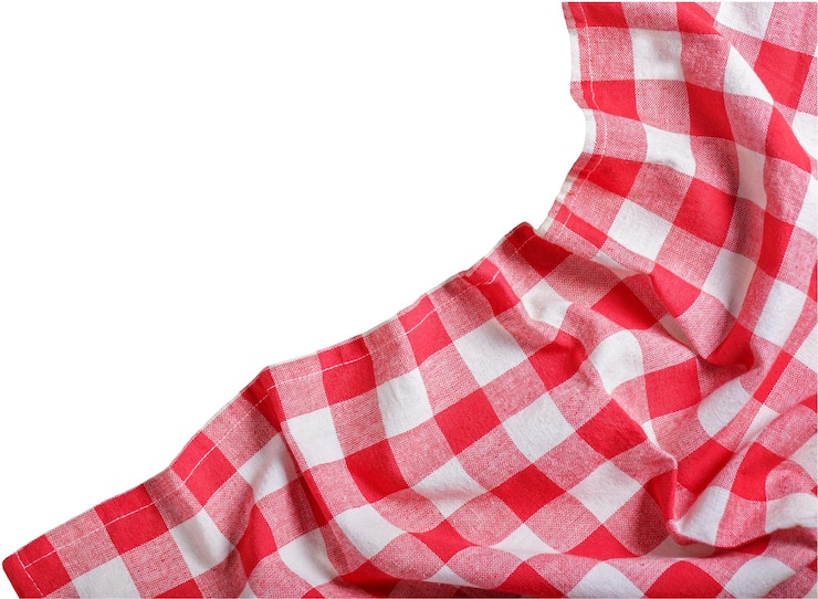 PSD toalha de mesa a xadrez vermelha isolada em fundo transparente vista superior