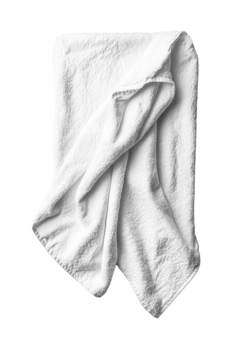 Toalla de cocina lista para el uso Hiperrealista blanco aislado plano trasfondo transparente muy detallado