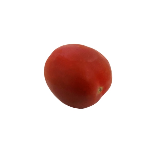 Tomate cherry oscuro aislado en el fondo blanco.