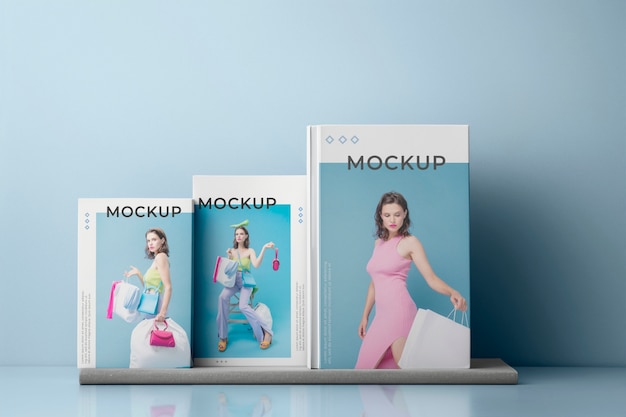 Top-Ansicht auf dem Magazin-Stack-Mockup
