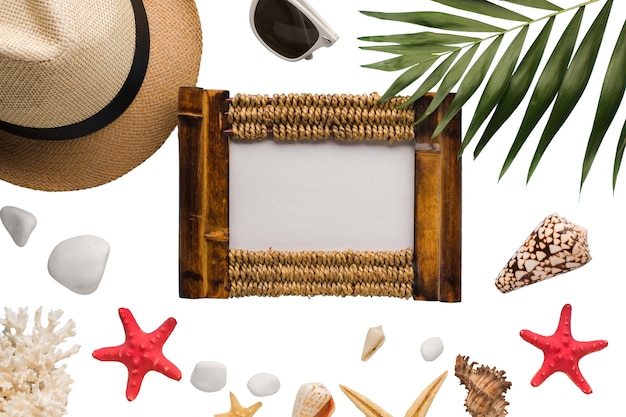Top-Ansicht der isolierten Stranddekoration