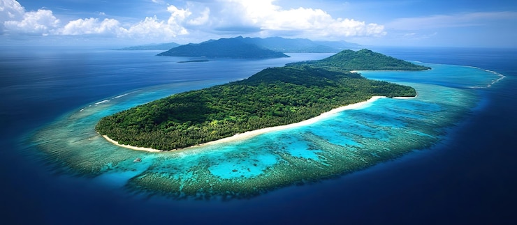 PSD tropical island paradise