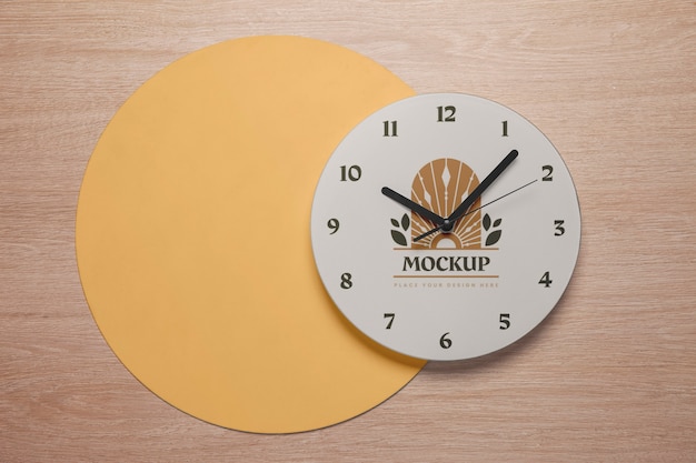 Uhr auf Wand-Mockup-Design