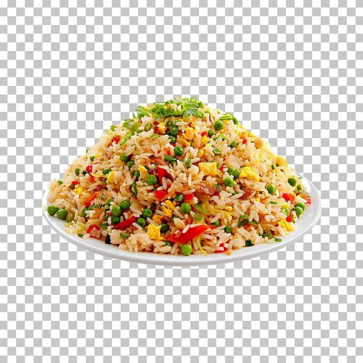 PSD um saboroso arroz frito em um prato isolado sobre um fundo transparente