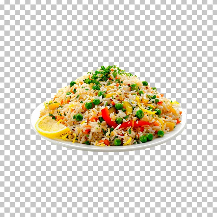 PSD um saboroso arroz frito em um prato isolado sobre um fundo transparente