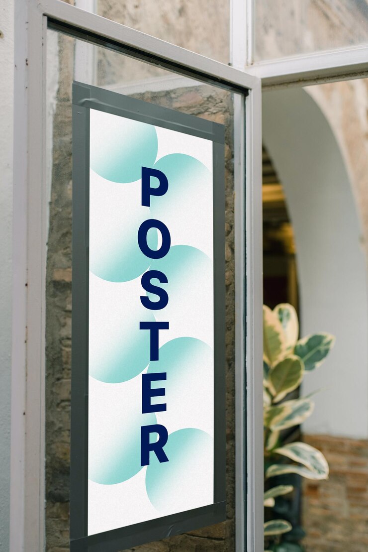 Um sinal para um poste que diz cartaz nele