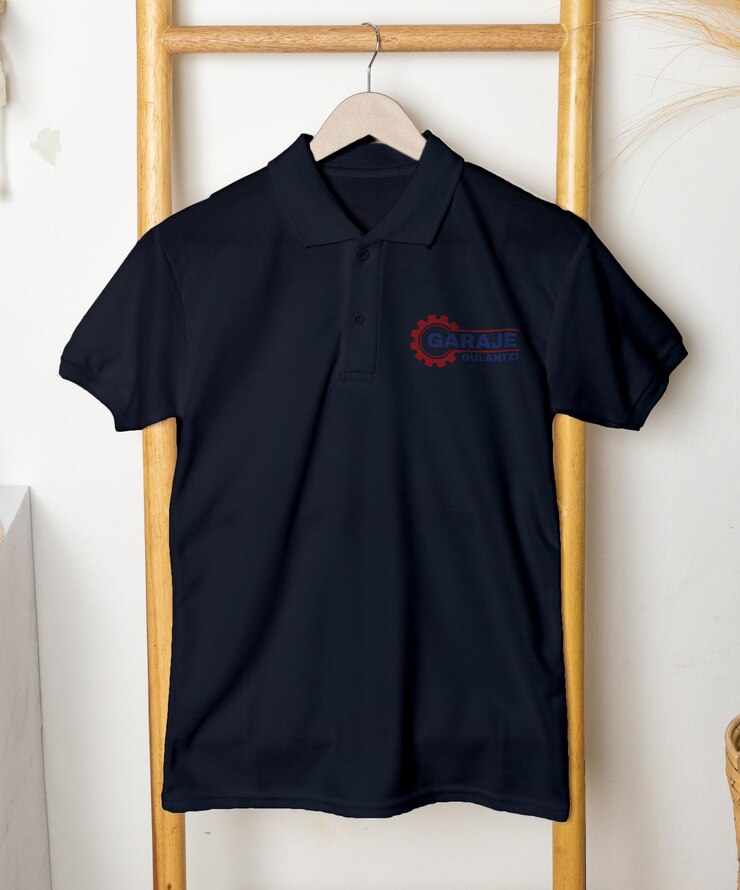 PSD uma camisa preta com a palavra engrenagem