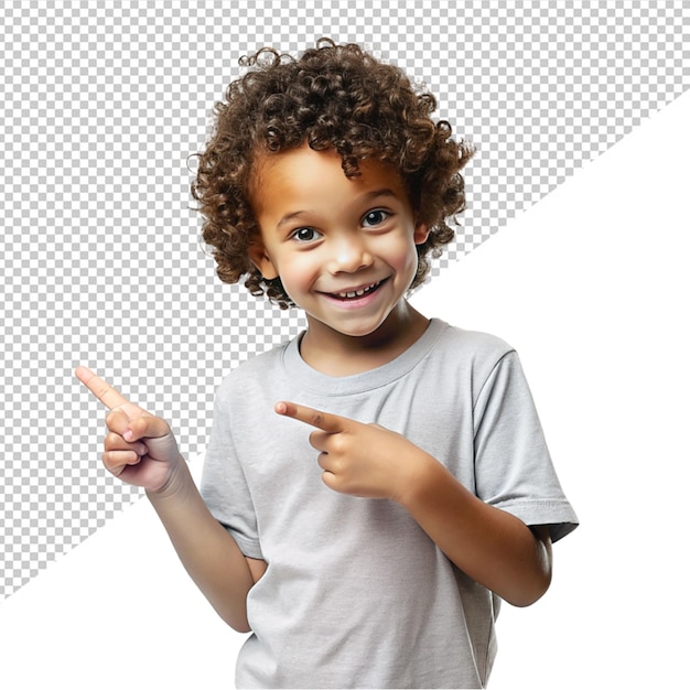 Uma criança bonita de pé e posando para um lado com o dedo em fundo transparente