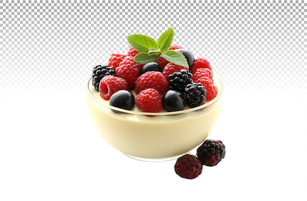 Un dessert cremoso di panna cotta coperto di bacche