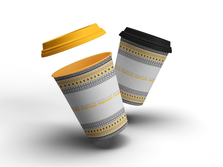 PSD un set di tazze da caffè con un disegno a righe gialle e grigie