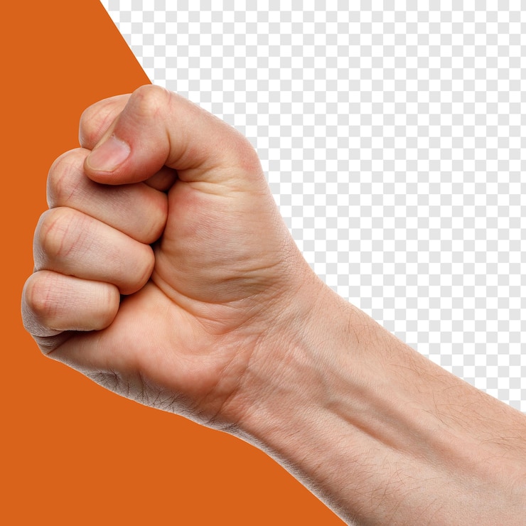 PSD una mano con un pugno su uno sfondo bianco