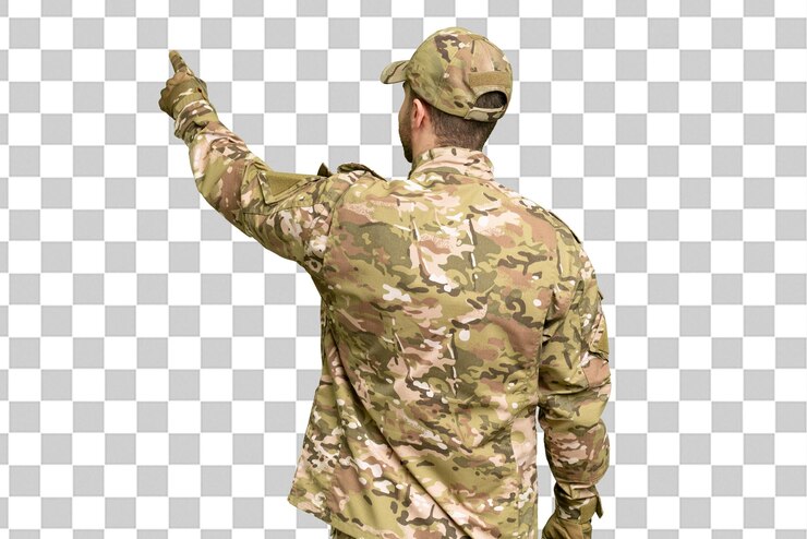 PSD uomo militare su sfondo chiave croma isolato che indica indietro con l'indice