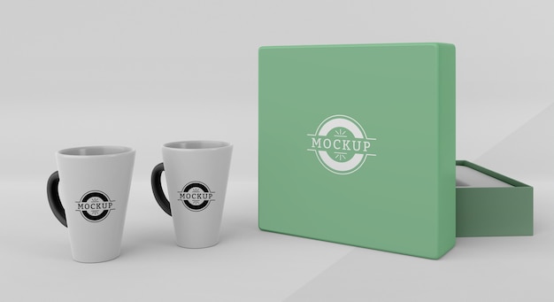 Variedade de caixa de caneca de mock-up