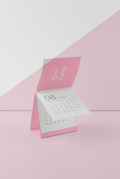 Variedade de calendário de mock-up minimalista