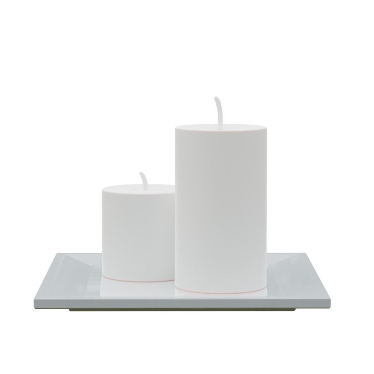 PSD velas blancas en un plato