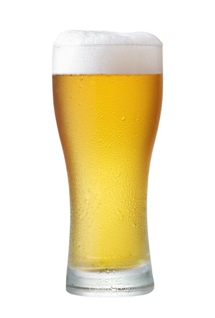 verre de bière isolé sur un fond transparent