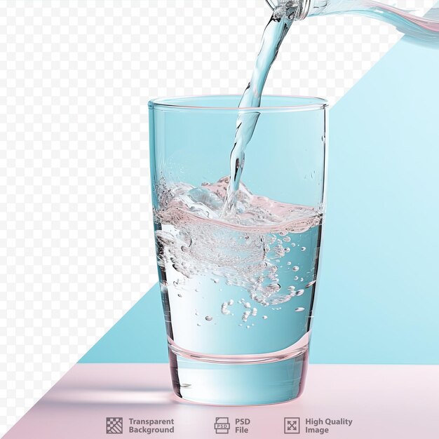 PSD verter agua en un vaso transparente sobre una superficie de fondo transparente