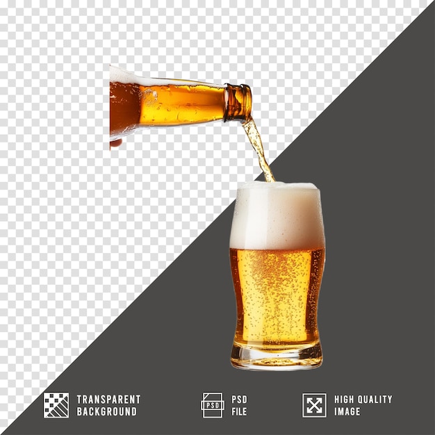Verter cerveja em um copo com as mãos em um fundo transparente