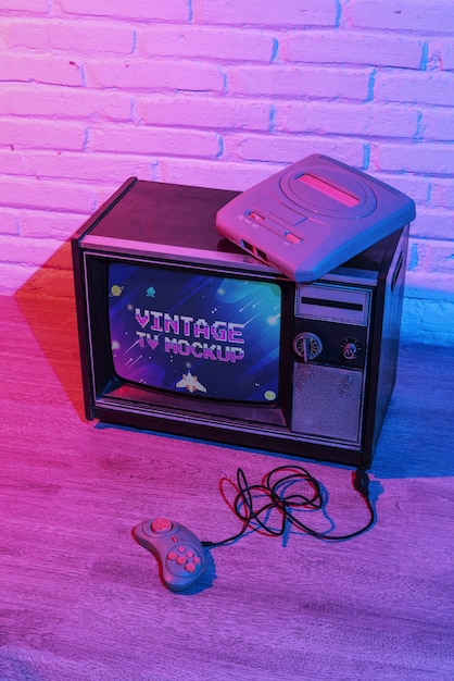 PSD vintage-tv-mockup-design