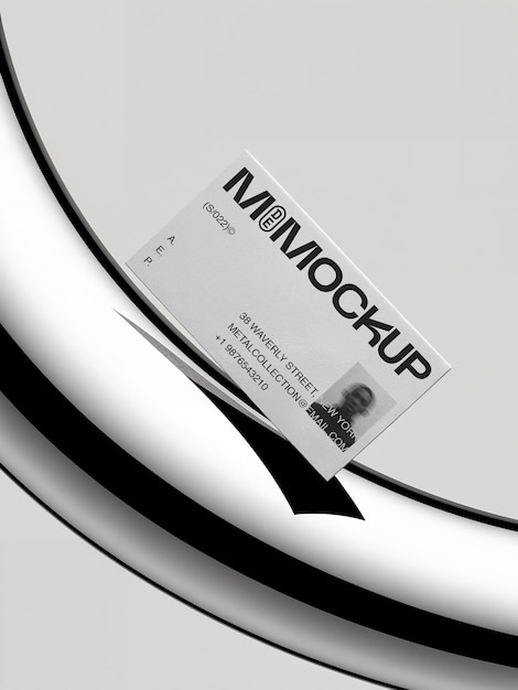 Visitenkarten-Mockup mit glänzendem Metallelement